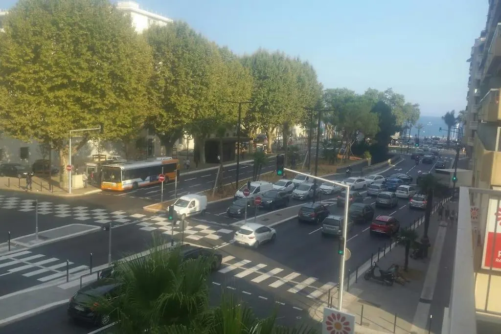 Studio Vue Mer 28M2 200M De La Plage location